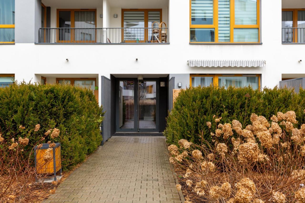 Kolorowy Goclaw Apartment By Noclegi Renters Varsóvia Exterior foto