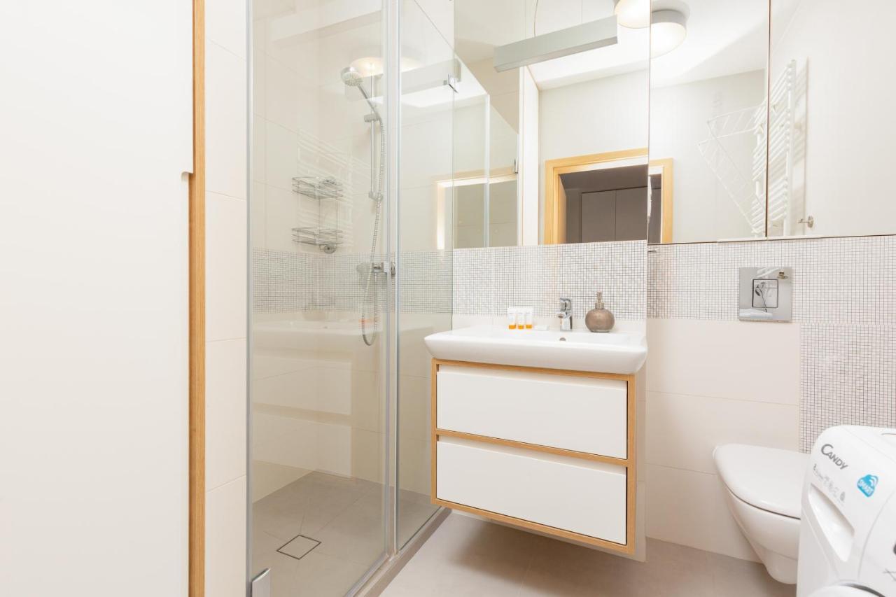 Kolorowy Goclaw Apartment By Noclegi Renters Varsóvia Exterior foto